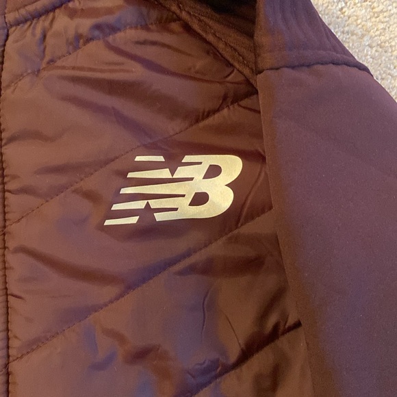 NWOT new balance zip up - Picture 2 of 6